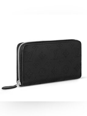 Louis Vuitton Mahina Leather Noir Zippy Wallet retails at $1500